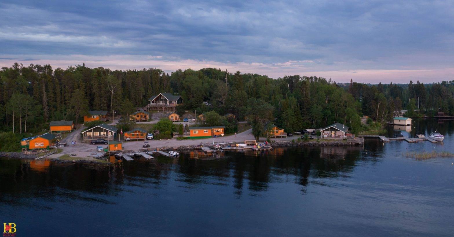 Forfaits de pêche au doré — Howey Bay Resort & Outposts – Howey Bay Resort & Outposts
